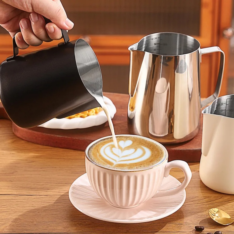 Coffee Milk Frothing Pitcher J - Milk Steaming Pitcher 评论和价格
